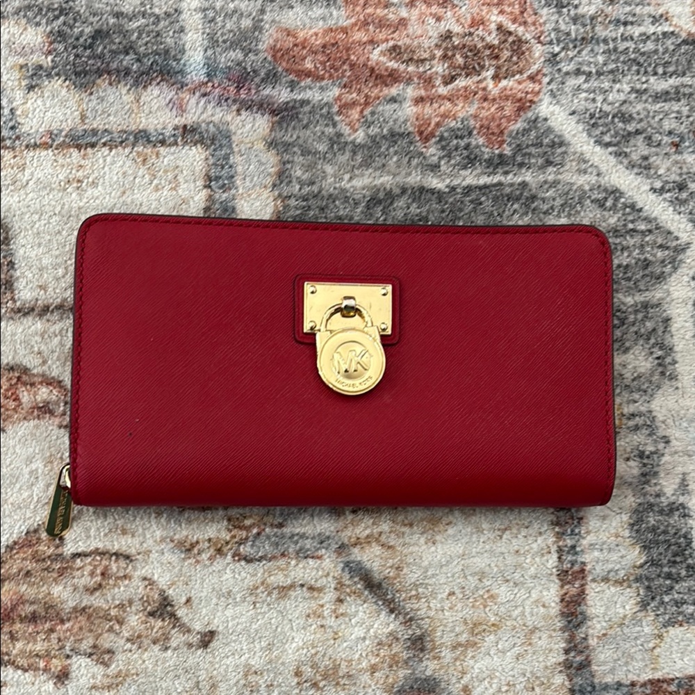 Michael Kors Red Wallet Sleek Minimalist Design